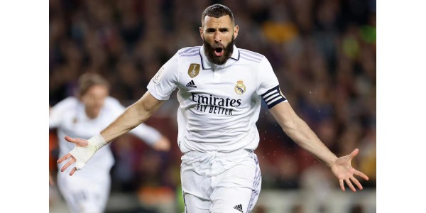 Joueur légendaire Karim Benzema